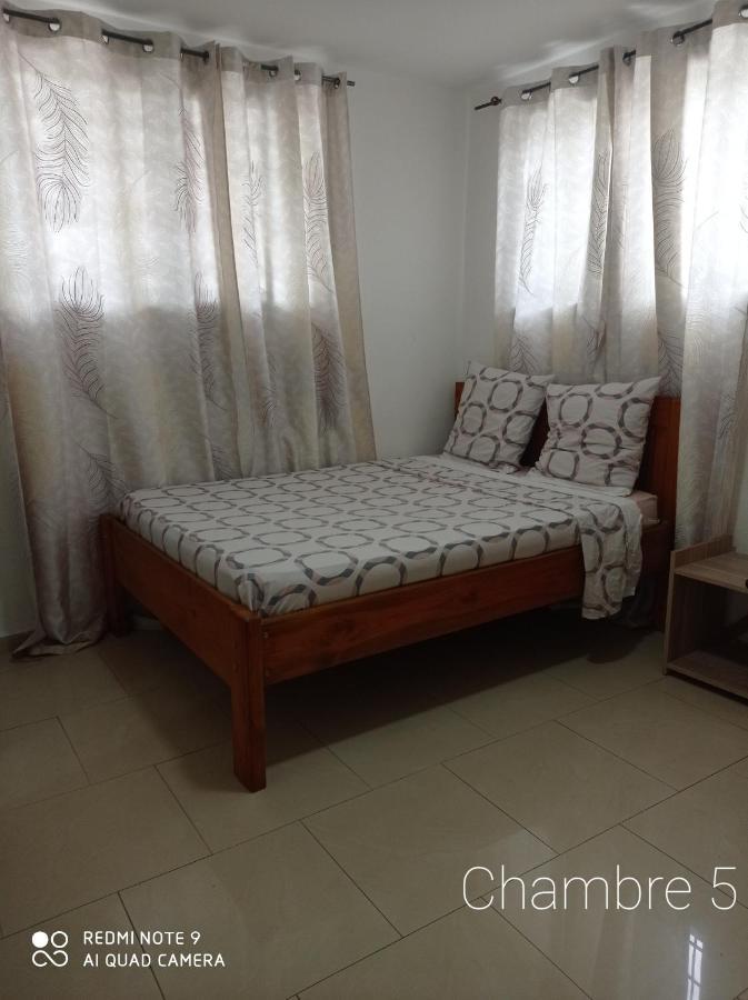 Le Mastro Chambre D'Hotes Mamoudzou Экстерьер фото